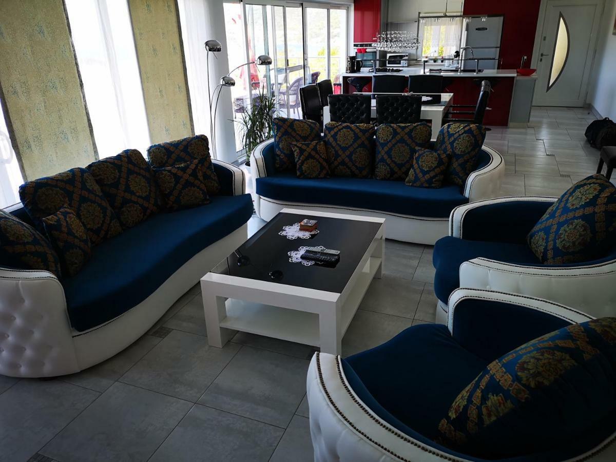 Luxury Apartment Prestige Villa Bellevue Vis Zewnętrze zdjęcie